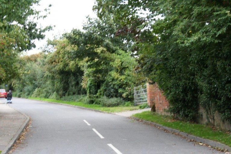 NEW INSTRUCTION RESIDENTIAL DEVELOPMENT SITE WINDMILL LANE AUSTREY